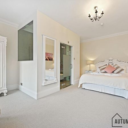 Beautiful 2 King Size Beds 2 Bath- Sleeps 5 In Earls Court Leilighet London Eksteriør bilde